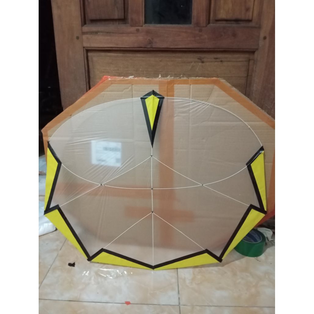 layang layang papiran full fiber, siap terbang. RANDOM