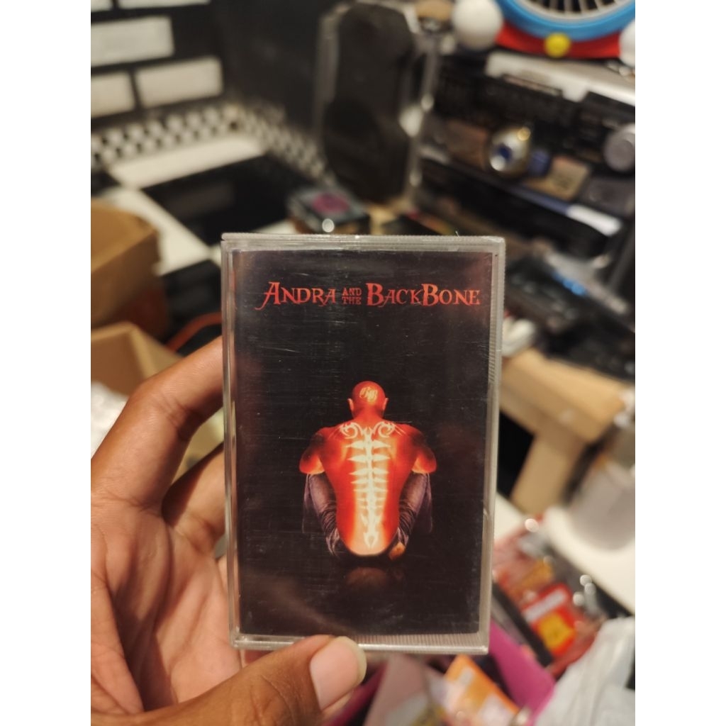 Kaset Andra and the Backbone Likenews