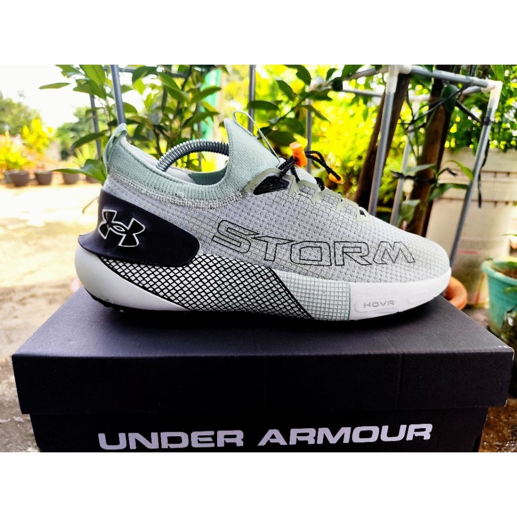 SEPATU RUNNING CASUAL UNDER ARMOUR PHANTOM STORM