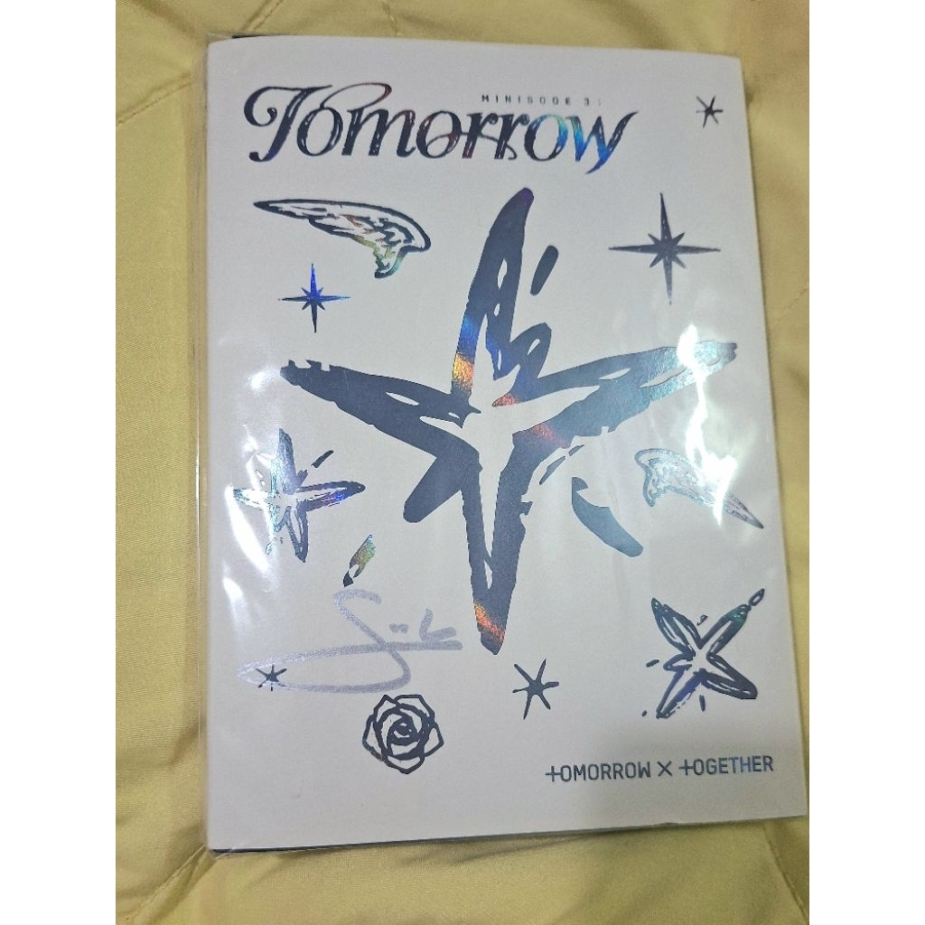 SOOBIN SIGNED ALBUM TOMORROW X TOGETHER TXT MINISODE 3 - TOMORROW ETHEREAL VERSION