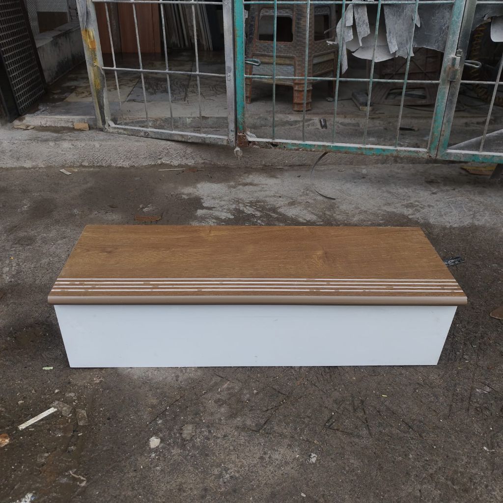 Granit tangga doubel bevel 30x70 20x70 30x80 20x80 motif kayu dinding putih