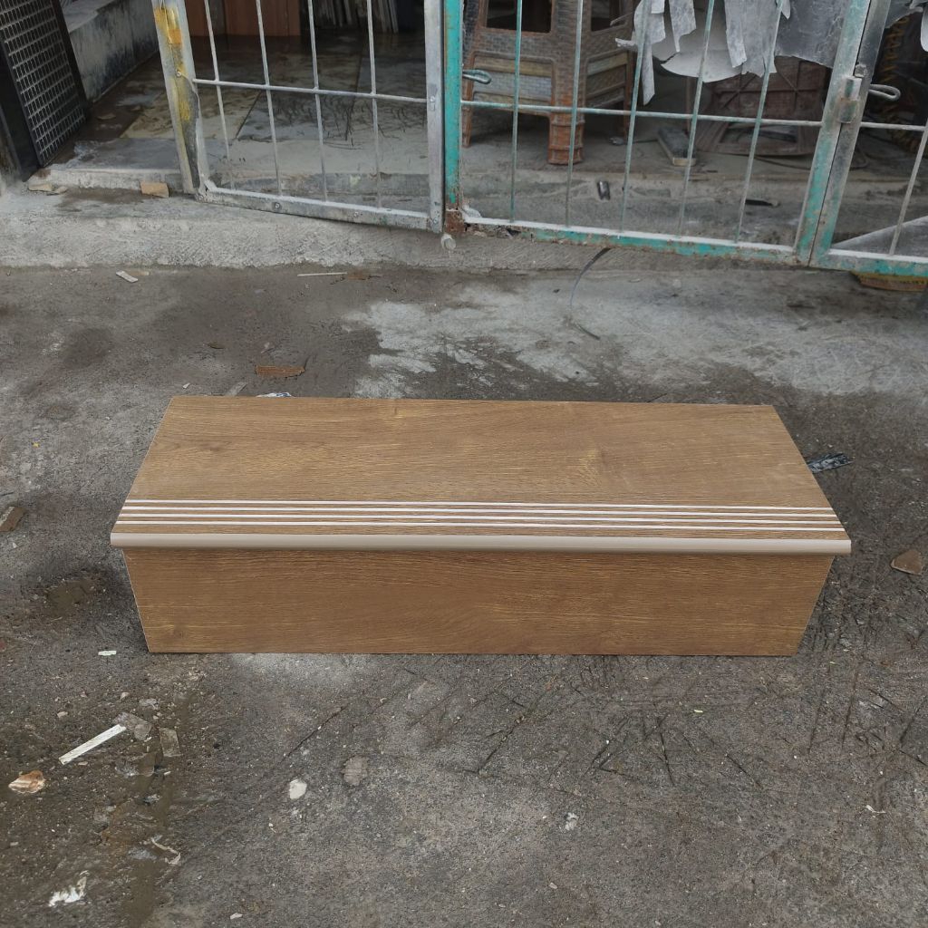 Granit tangga doubel bevel 30x70 20x70 30x80 20x80 motif kayu Bitonto brow