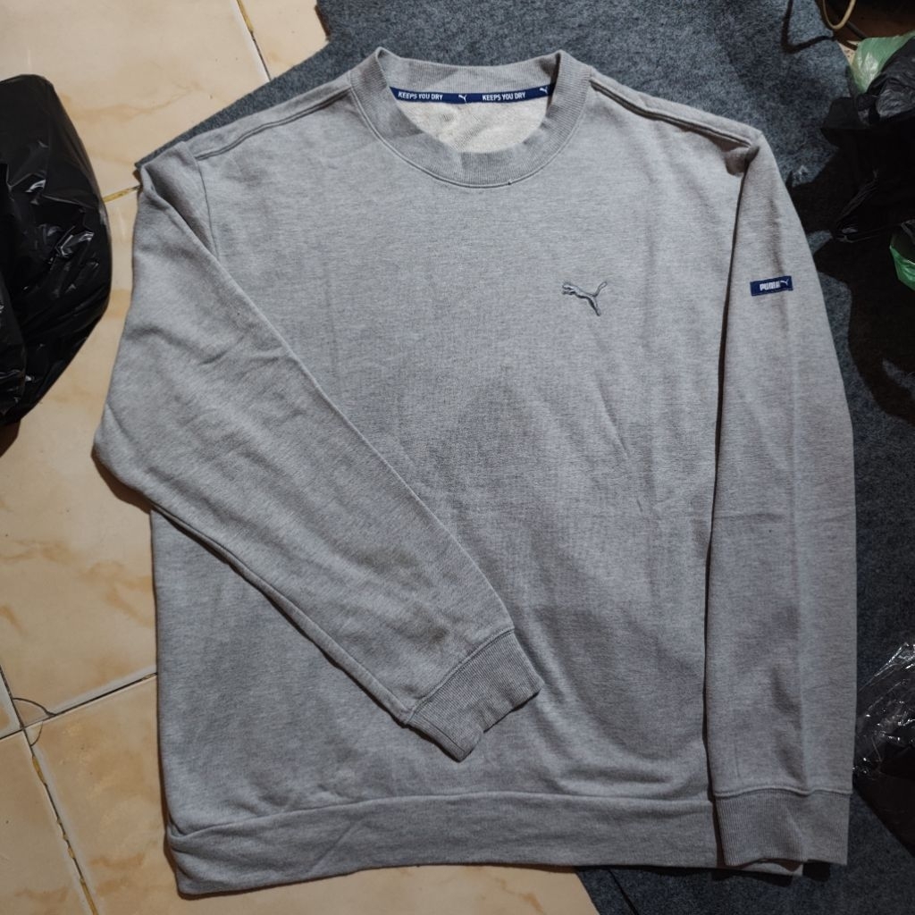 Crewneck puma