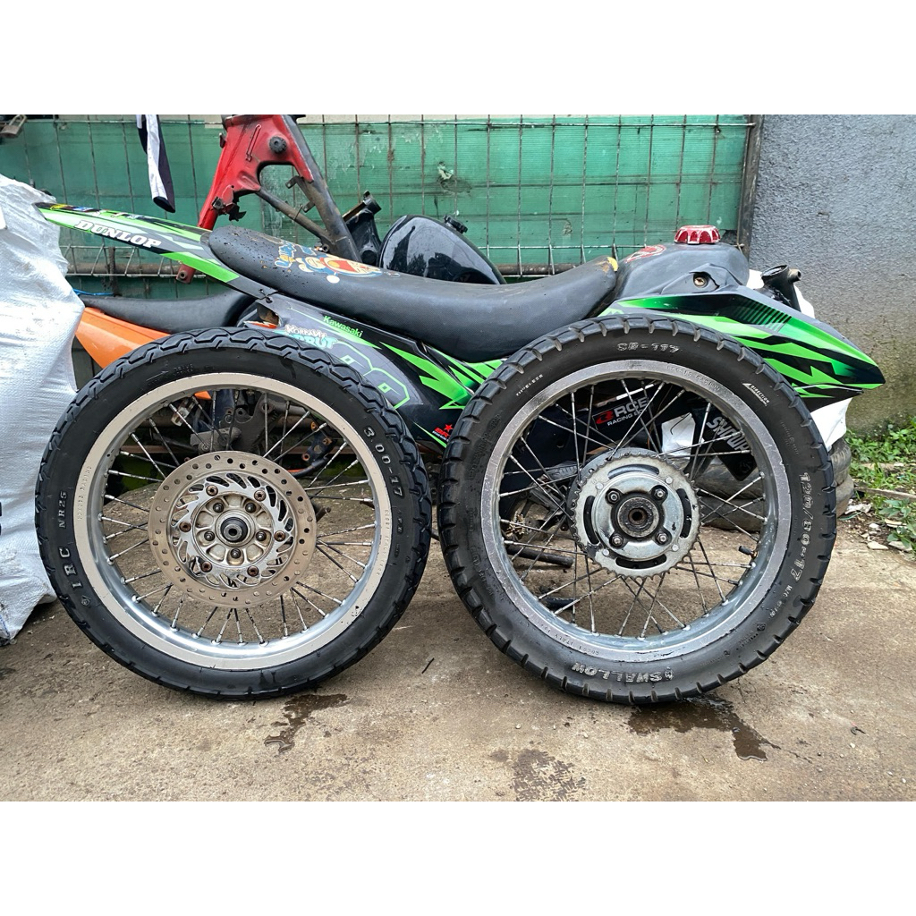 velg set 17x186 17x215 rossi italy megapro ban bagus