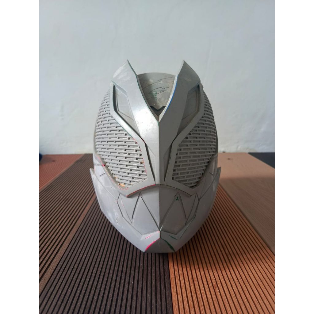 Helm kamen rider