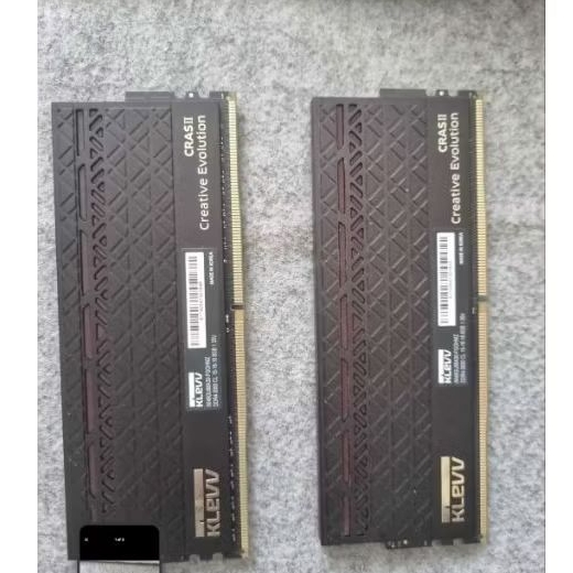DDR4 Klevv Cras II like new