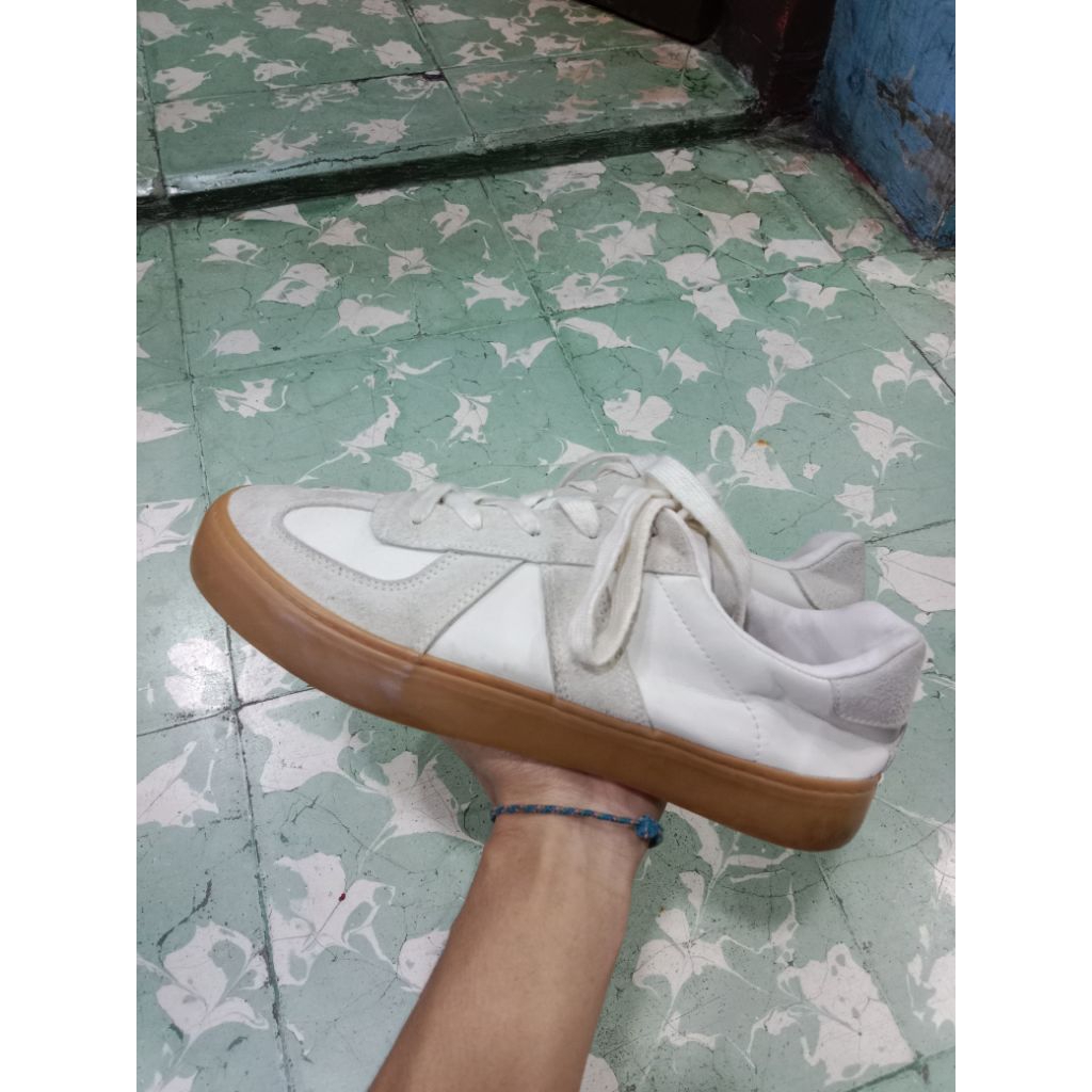 Sepatu Hotwind Pria Second Original(42)