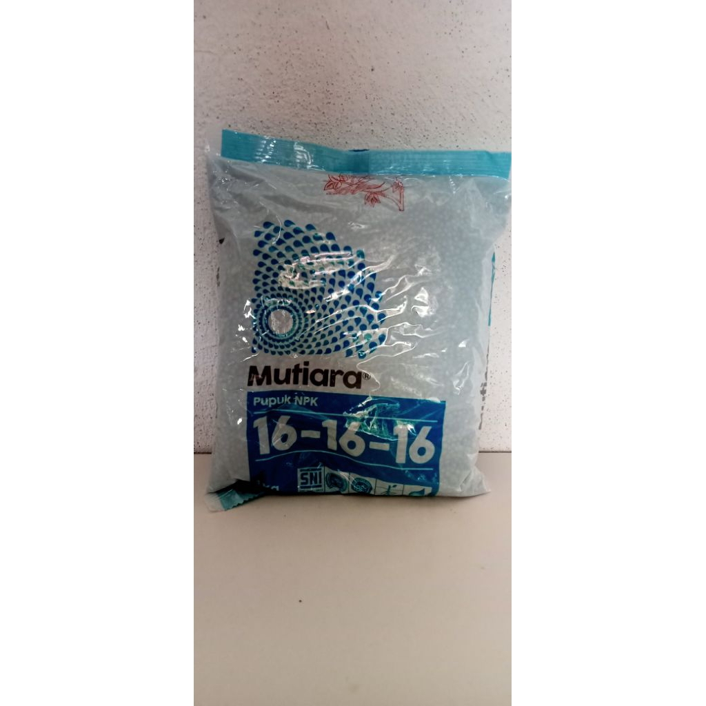 Mutiara npk 16-16-16
