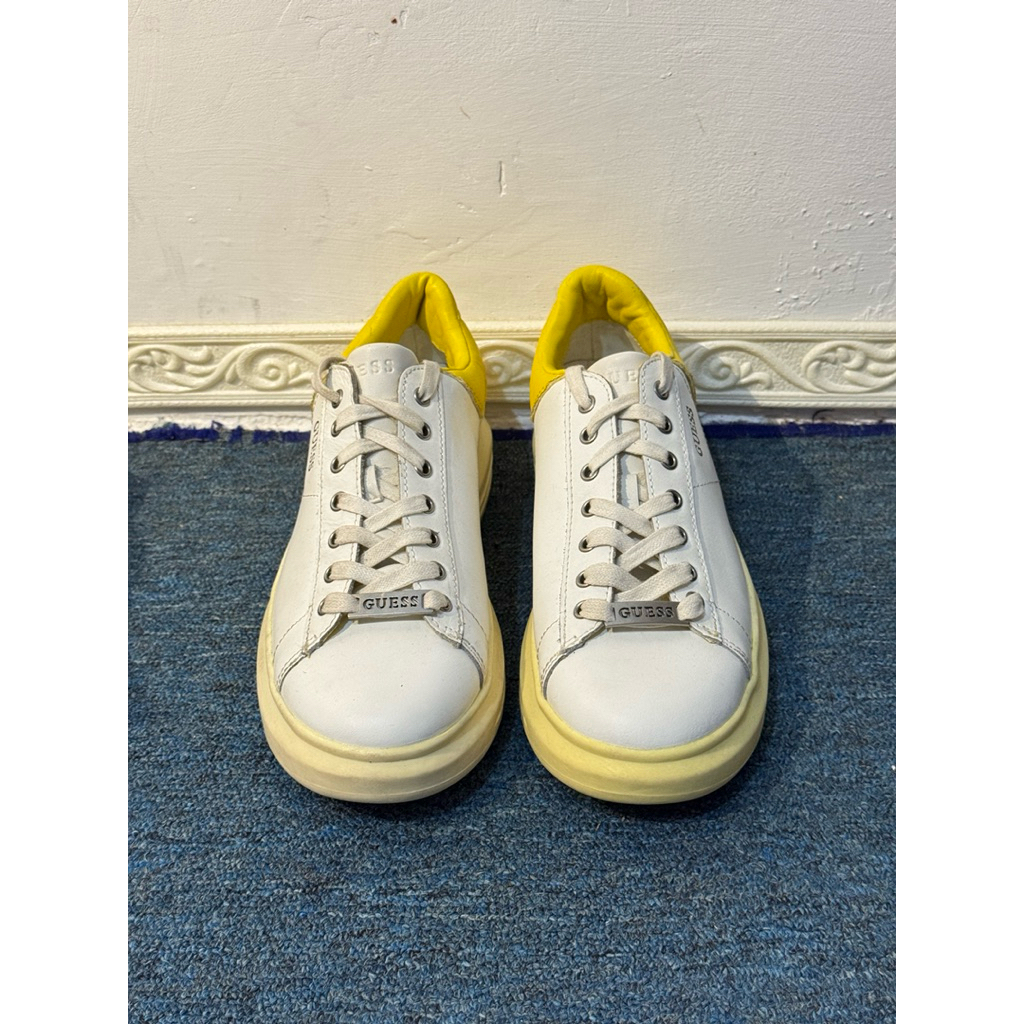 sepatu Guess Vibo original