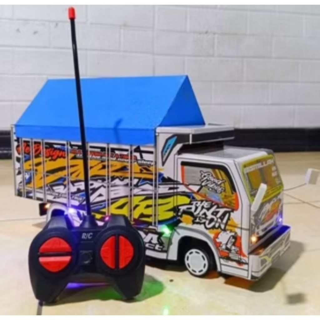 (Ready)- Mainan anak Miniatur truk oleng/PANJANG 30 CM Di Tambah variasi Lampu kelip dan Terpal
