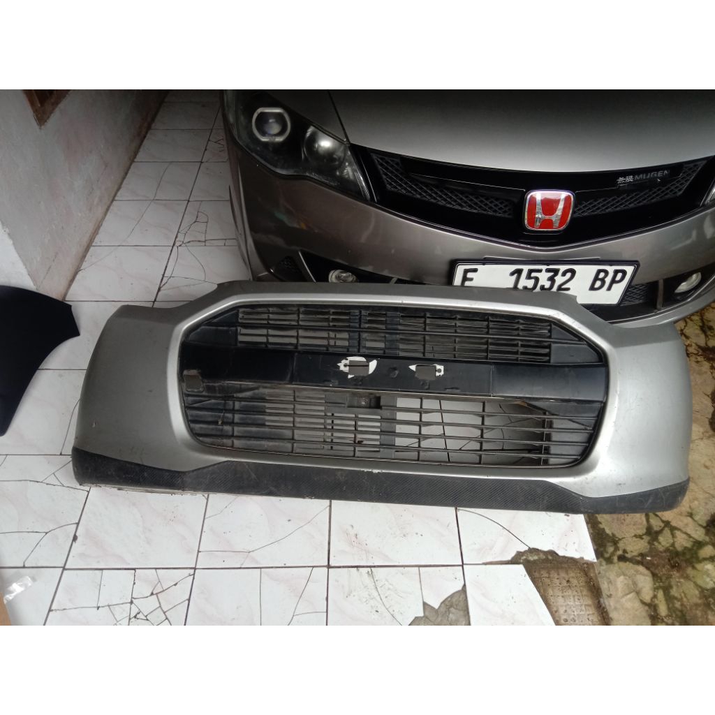 bemper depan Ayla 2015