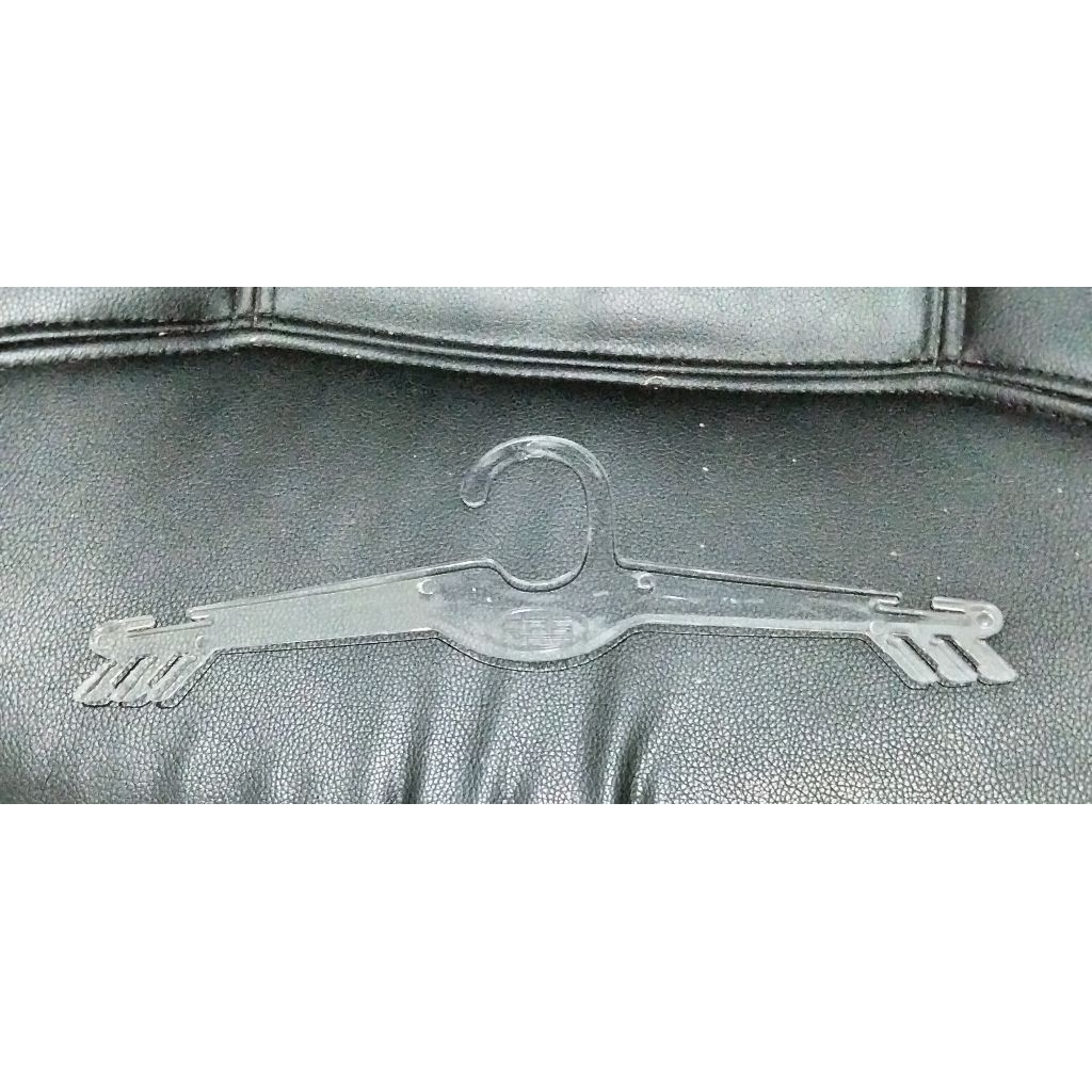 Hanger bra dan celana dalam bening perlusin (12pc)