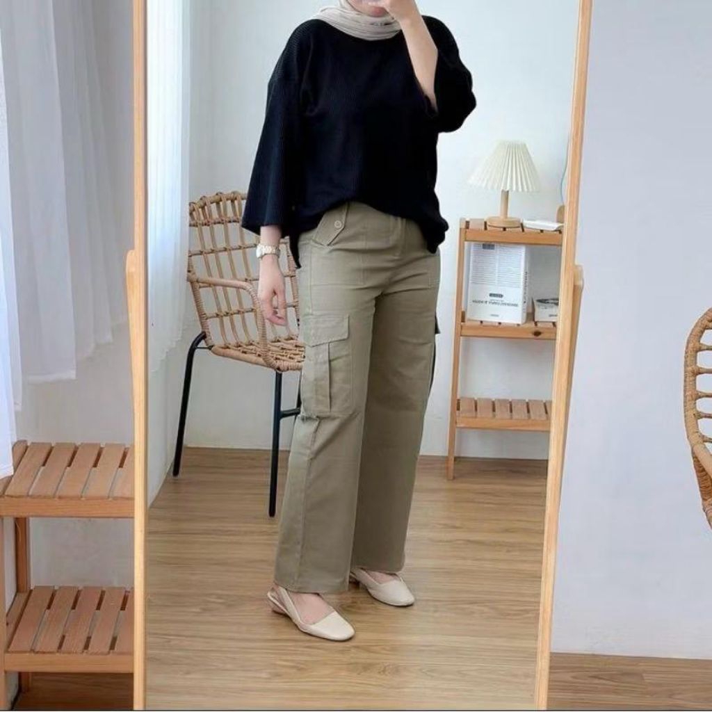 Celana kargo wanita terbaru bahan Drill premium kulot Cargo  Pants..