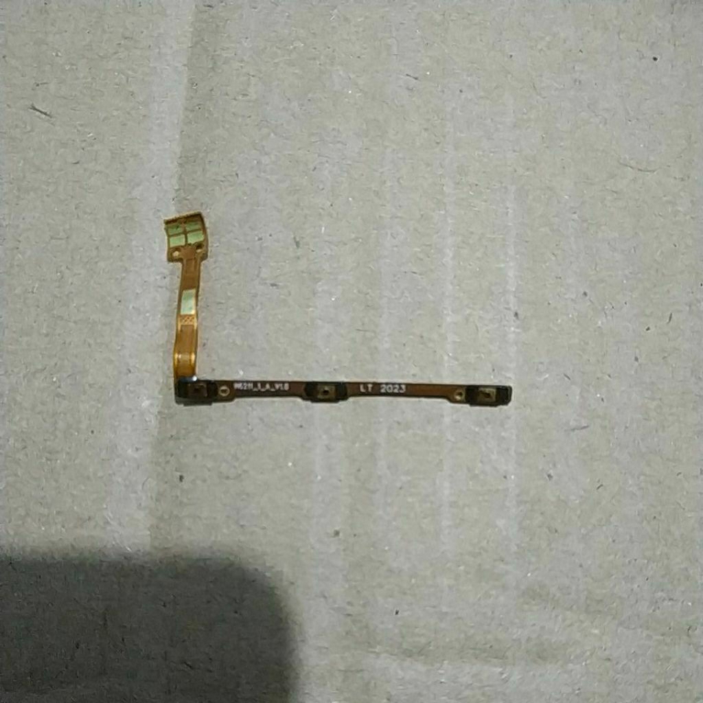 Fleksibel on off volume bekas Infinix hot 9