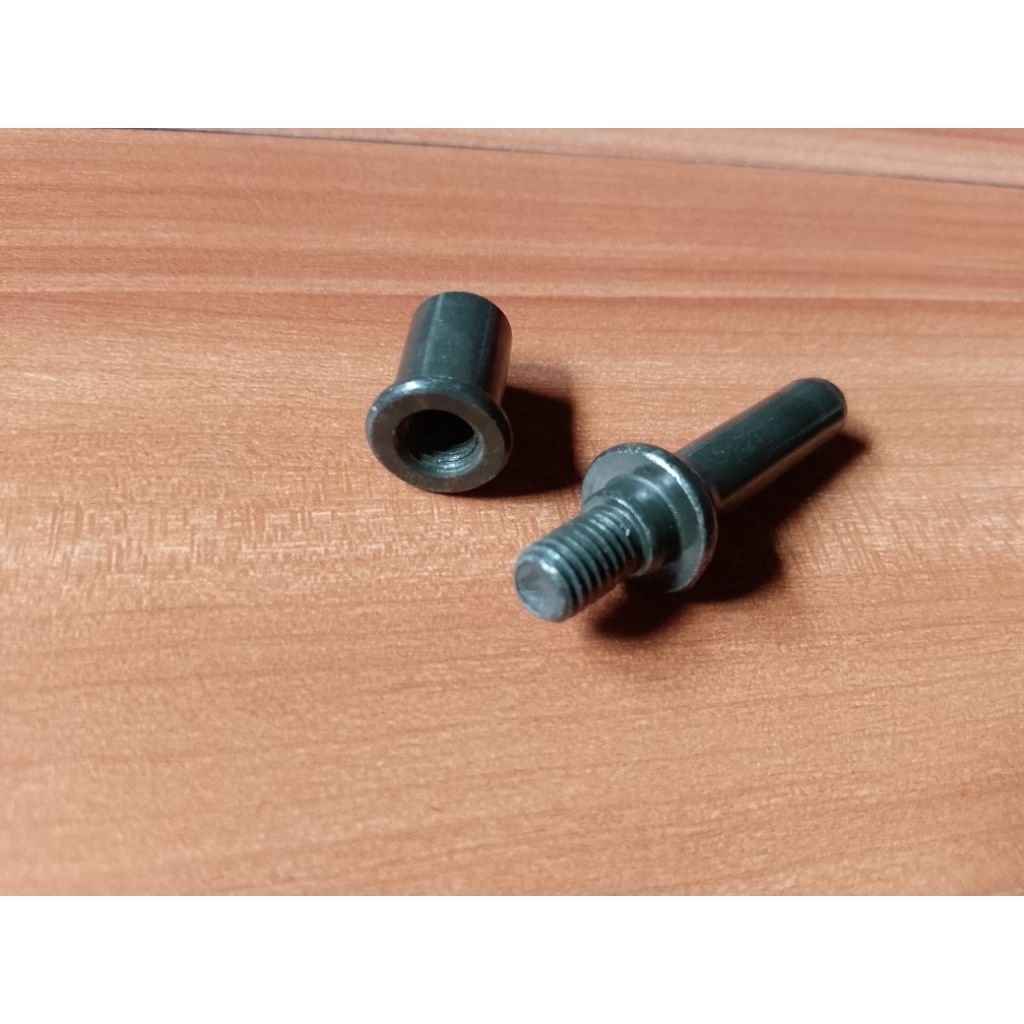 baut + mur tahanan rumah dispad cakram depan Supra x 125 kharisma