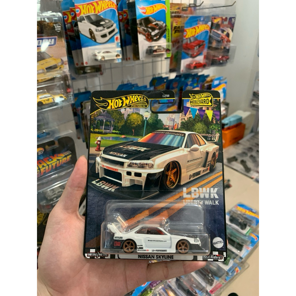Hotwheels Nissan Skyline Er-34 White