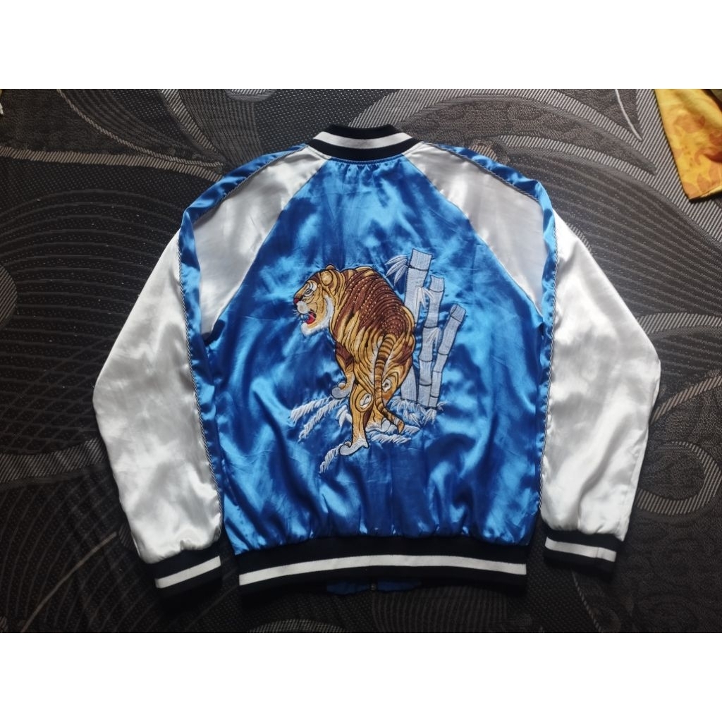 Sukajan Tora Bamboo Biru Satin