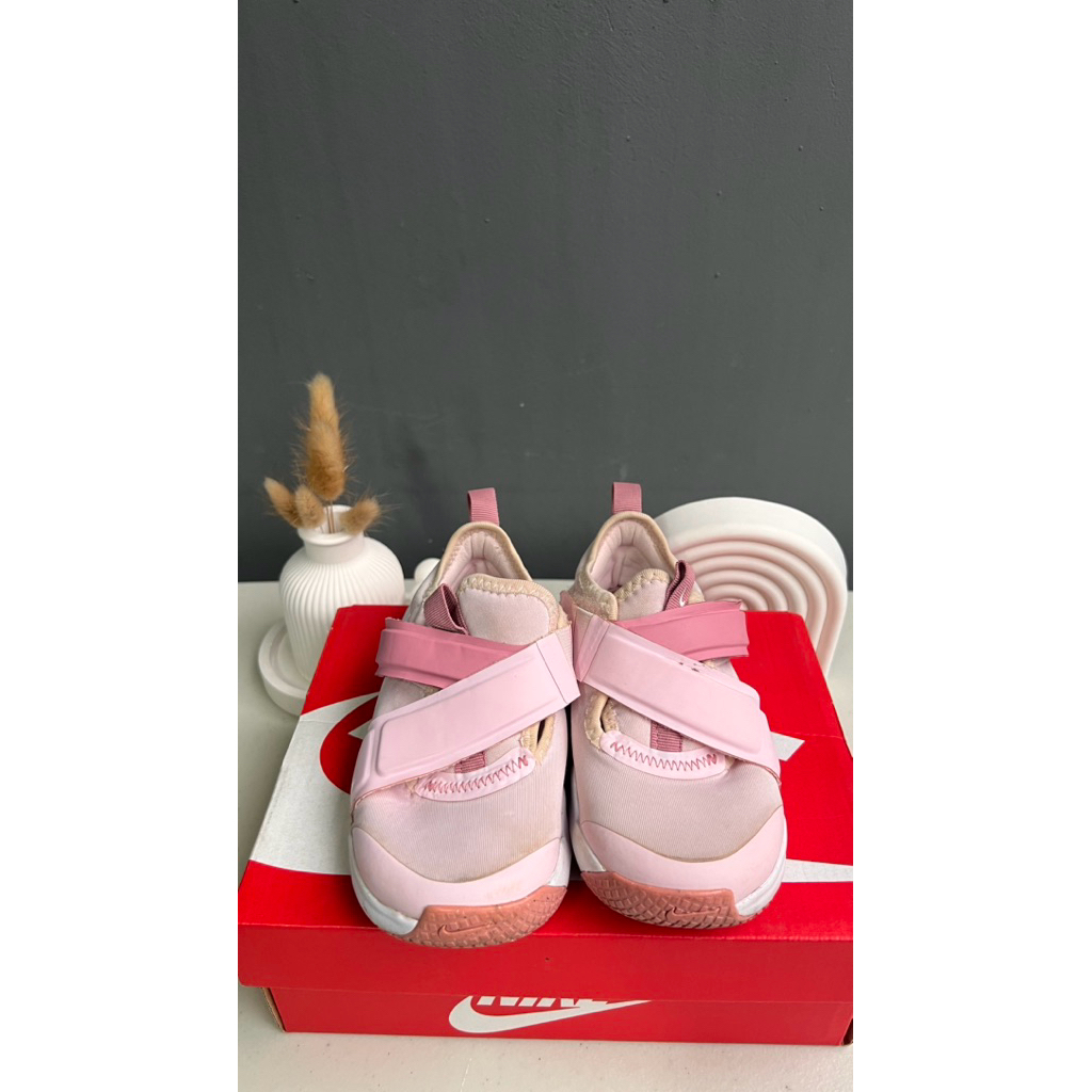 (Preloved) NIKE / Sepatu Kets Anak NIKE FLEX ADVANCE / Slip On Kids / Sepatu Anak / Sepatu NIKE Anak