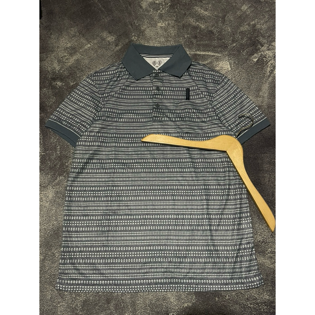 KAOS KERAH MOTIF DRY FIT