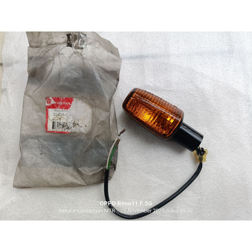 33400 Kcj 691 lampu sen sein reting Honda Tiger lawas tilas original AHM