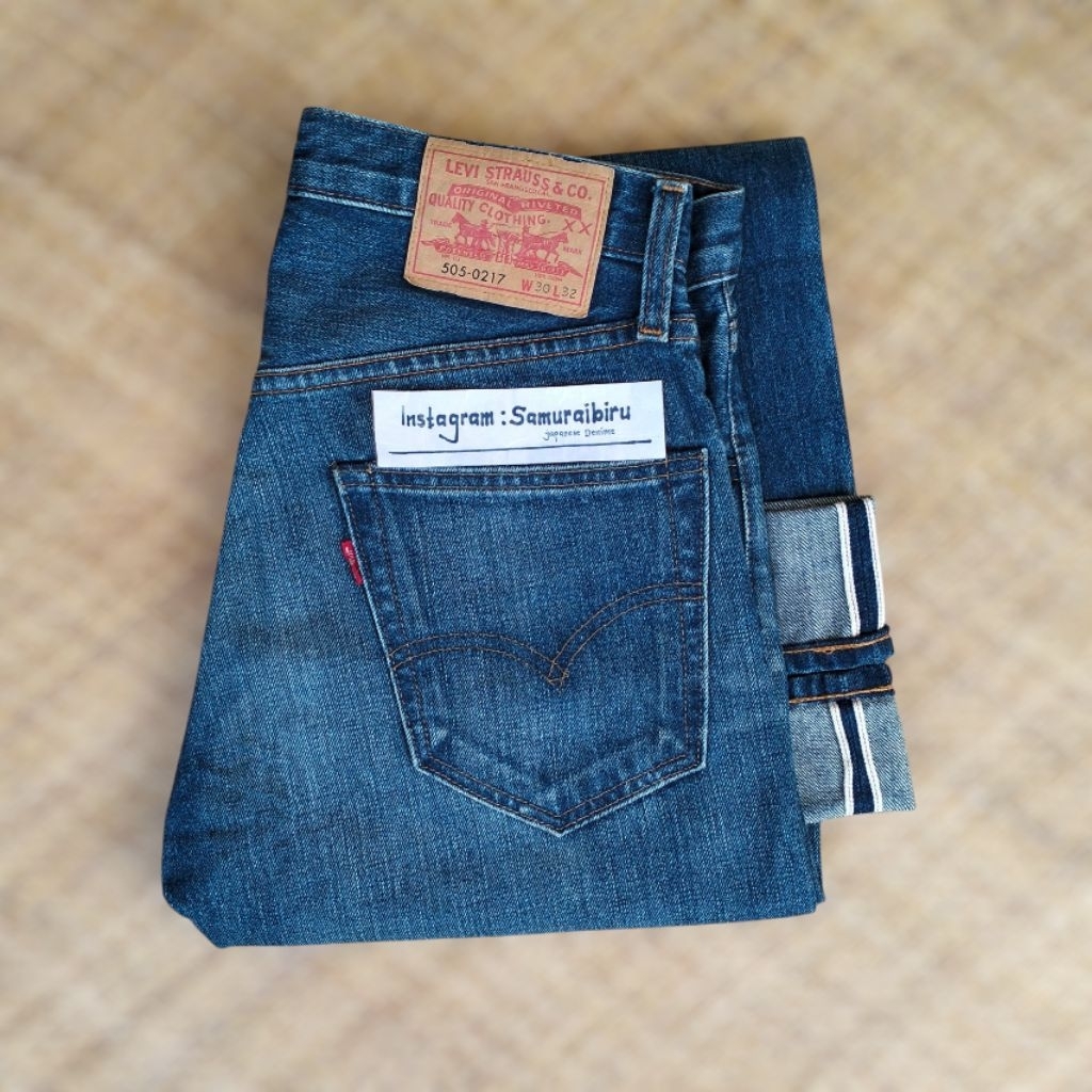 Levis selvedge 505XX usa not Levis 501 70s button 6 selvedge / Levis 70s button 6 /Levis button 6 /L