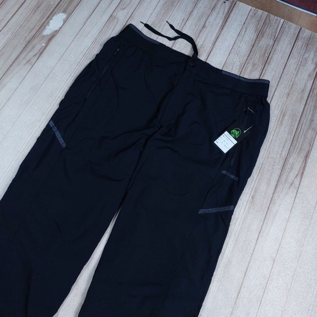 EIDER size 32-33 celana gunung outdoor second original