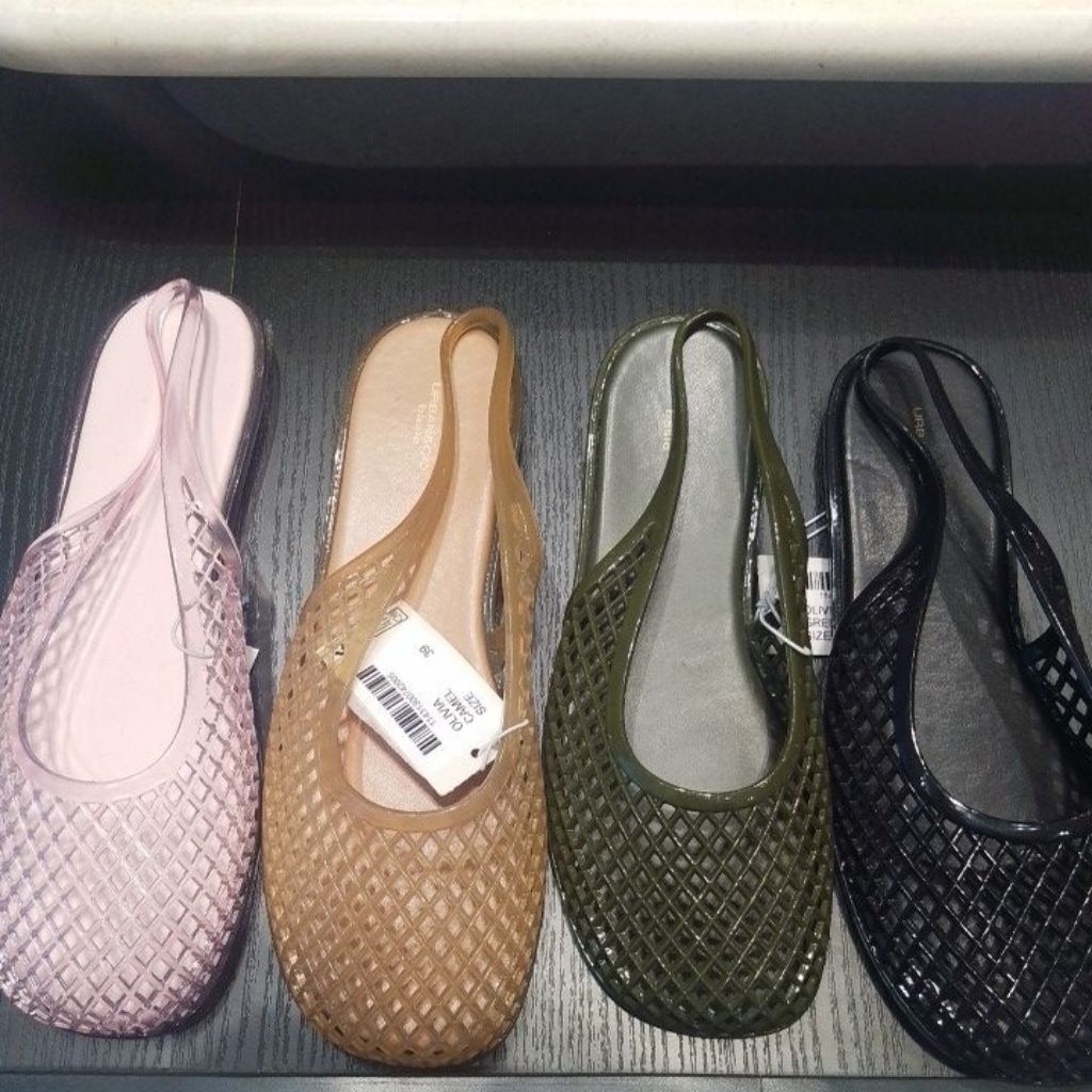 Sepatu Jelly Wanita Branded Urban n Co | Olivia