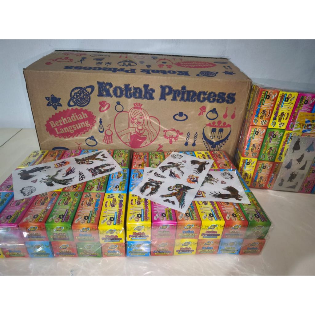 KOTAK KADO MAINAN BERHADIAH LANGSUNG 1 PACK ISI 36