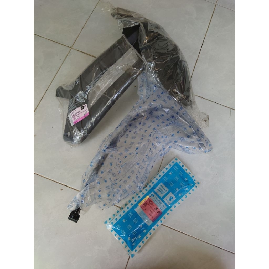 Spakbor Belakang Pulsar 200ns Original Slebor Pulsar Mudguard Pulsar 200ns Penahan Lumpur Motor Pusl