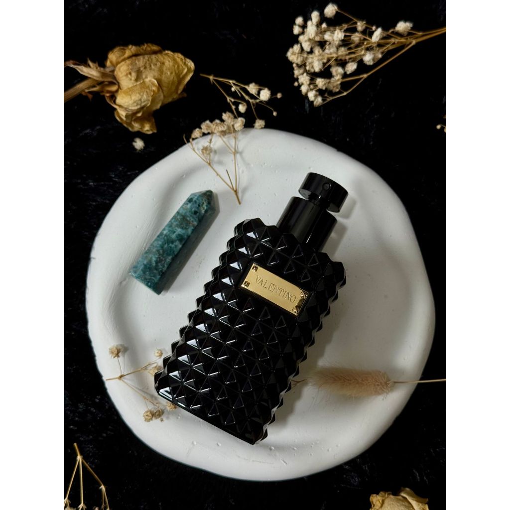 Preloved Valentino Donna Noir Absolu for Men/Pria and Women/Wanita Unisex Perfume/Parfum Eau De Parf