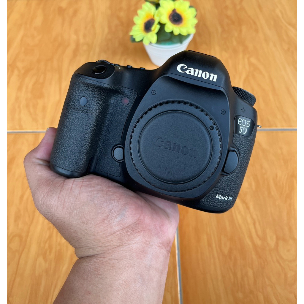 SC RENDAH CANON 5D MARK 3 KAMERA CANON 5D MARK III / Canon 5D Mark iii