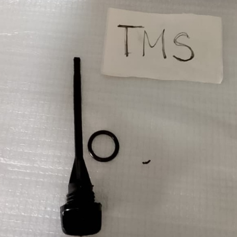 TUTUP COLOKAN OLI MESIN HONDA CRF 150 /VERZA NEW /CB 150 MEGAPRO KSP ORIGINAL