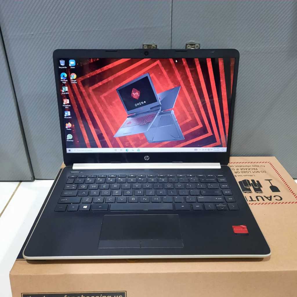 Laptop HP 14 - CM0013AX, Amd A9-9425, #DualVga, Lengkap, Black Silver