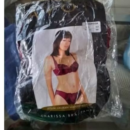 Bra wanita  Charissa  ada kawat dan busa tebal merk avon harga keluar batam