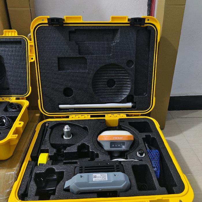 GPS Geodetik CHCNAV i76 AR Camera ( Rover) & CHCNAV i73+ Base Full Set