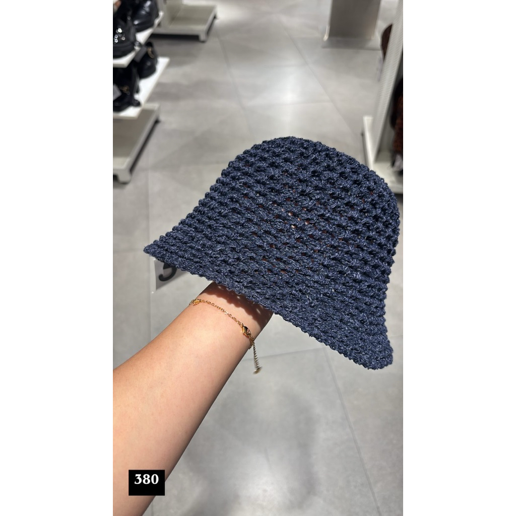 topi HNM topi rajut HnM