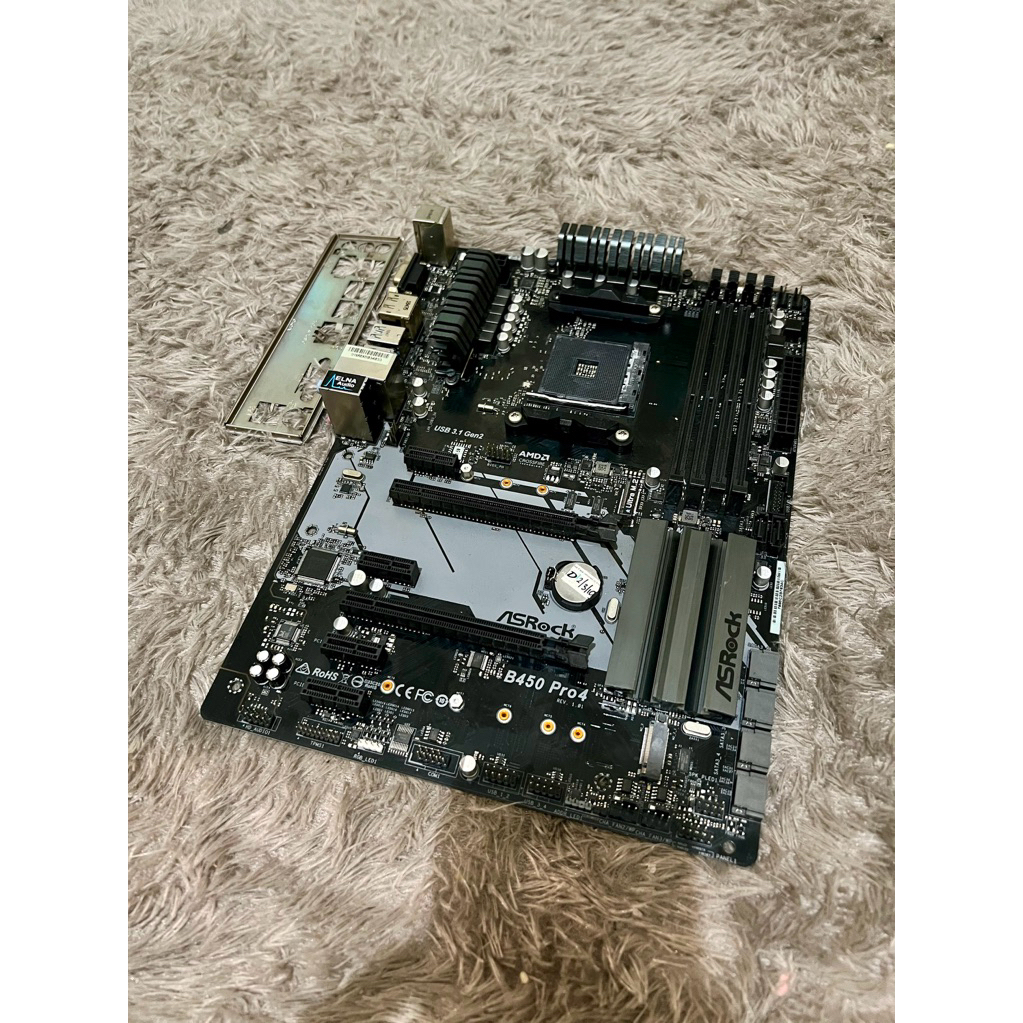 Asrock B450 Pro4 AM4 DDR4 (Mobo & Backplate)
