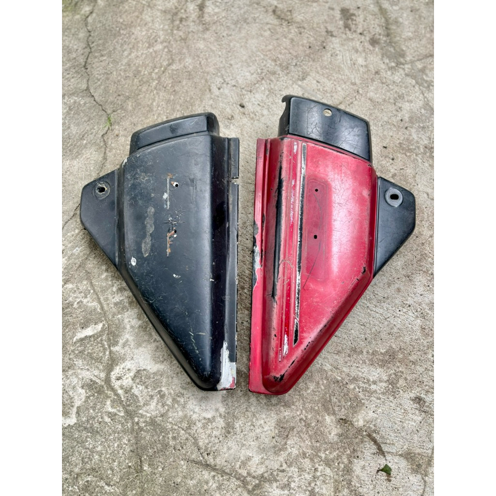 Cover Tutup Aki Honda CB100N Dop Accu Honda CB 100 N Original