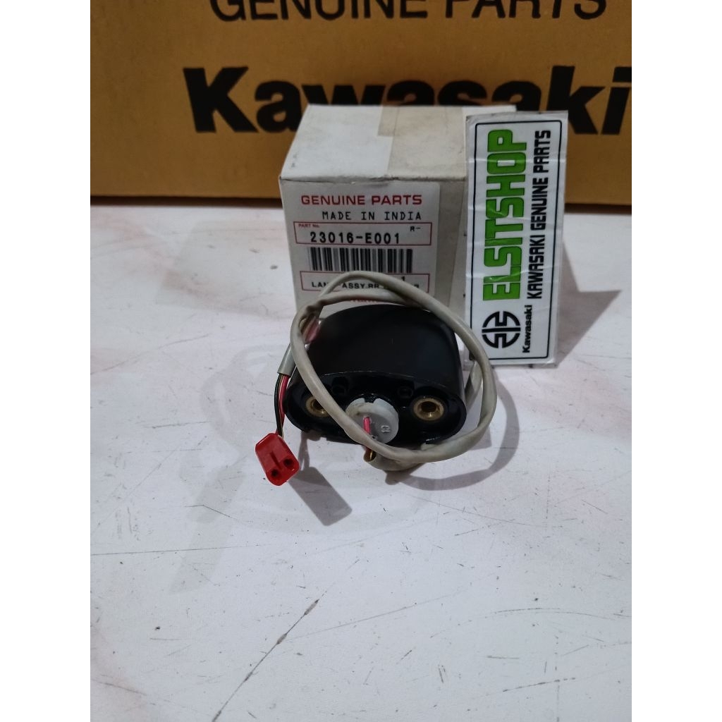 LAMPU ASSY LAMPU PLAT NOMOR BLAKANG PULSAR NS 200