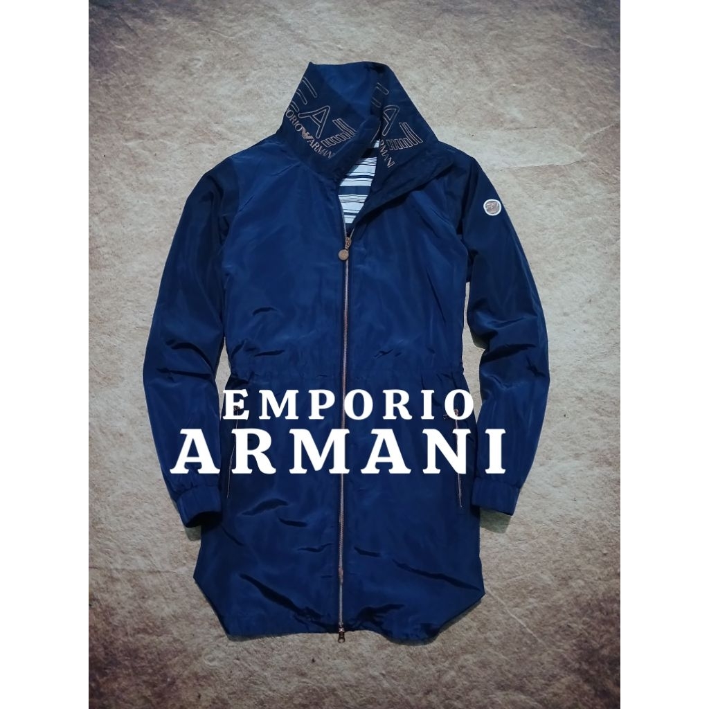 jaket EMPORIO ARMANI seperti baru recomend