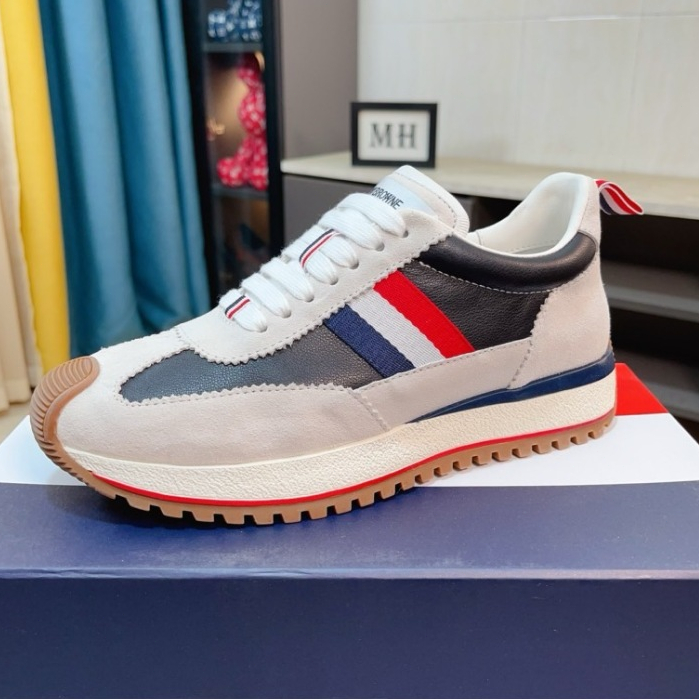 THOM BROWNE outdoor Fashion Casual Sepatu Pria Sneakers Shoes 11251035
