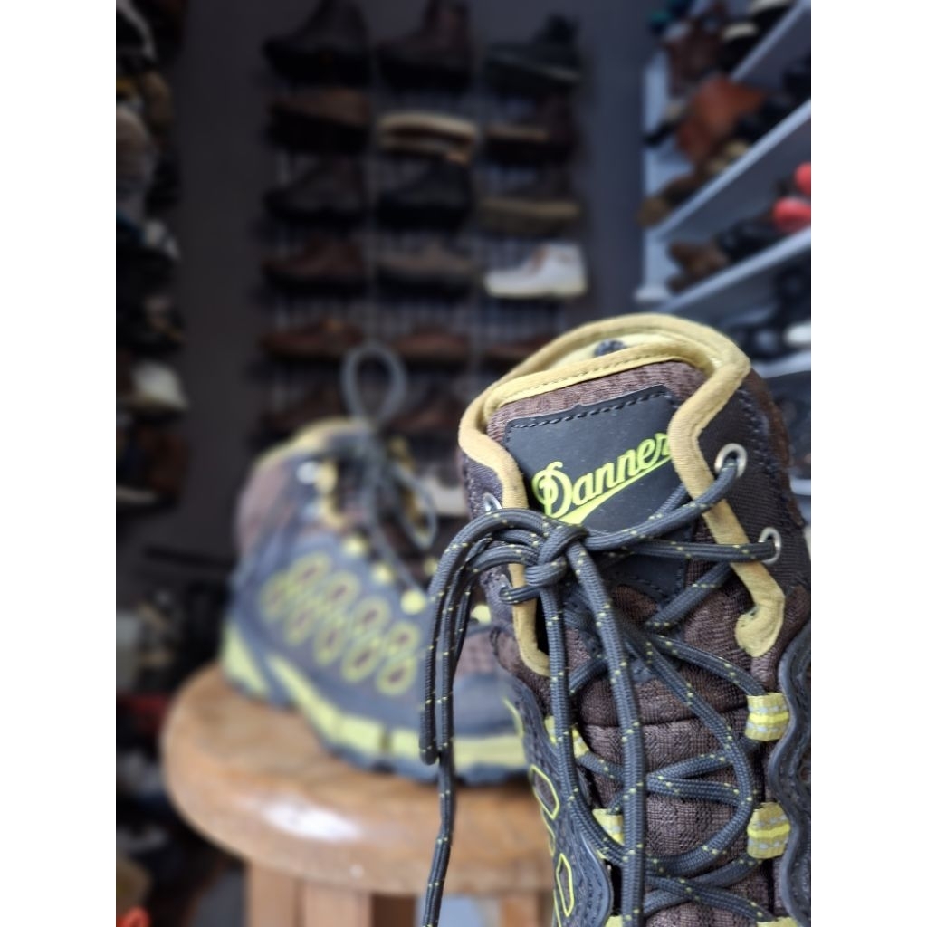 Sepatu DANNER extrovert black green outdoor hiking size 40