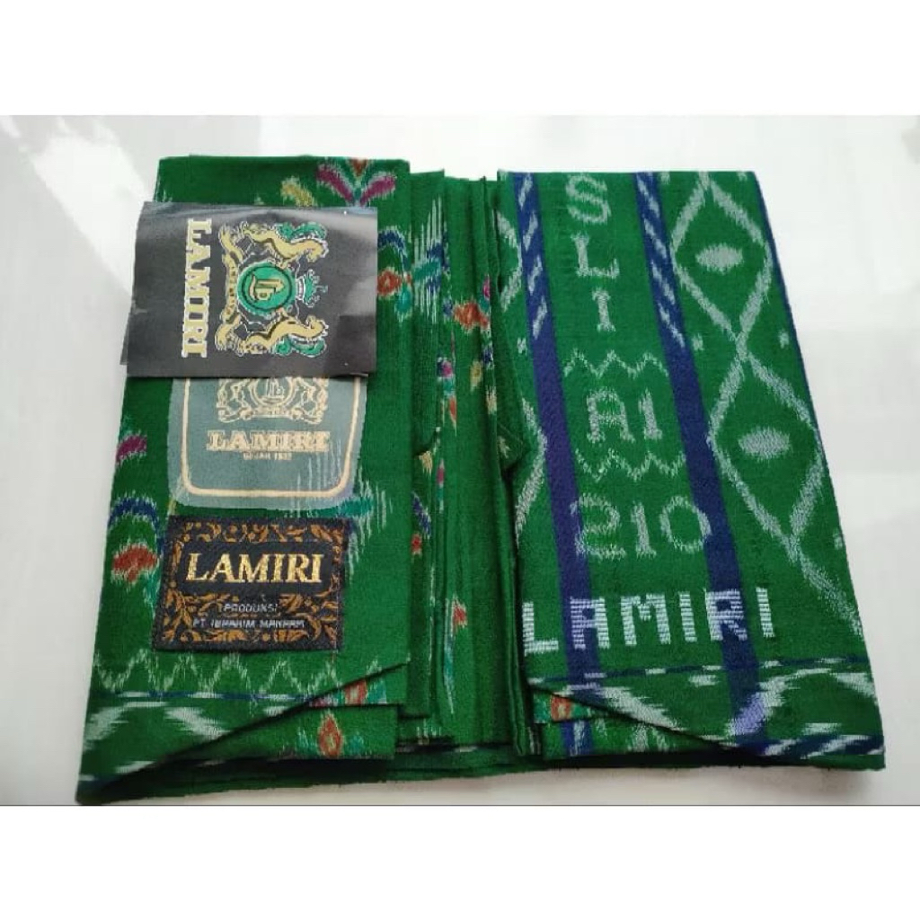 Sarung Lamiri S-210 Emerald Green - Kesegaran Hijau Zamrud yang Memukau