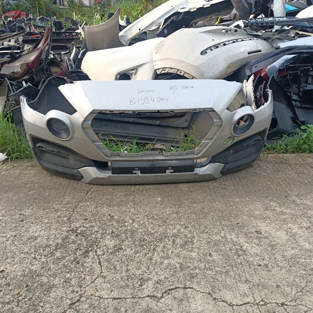 Bumper depan Datsun Cross