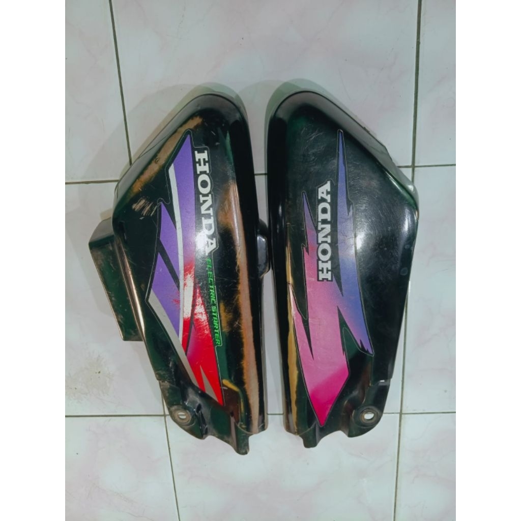 Cover tutup aki Honda Astrea grand original 2nd lepasan motor