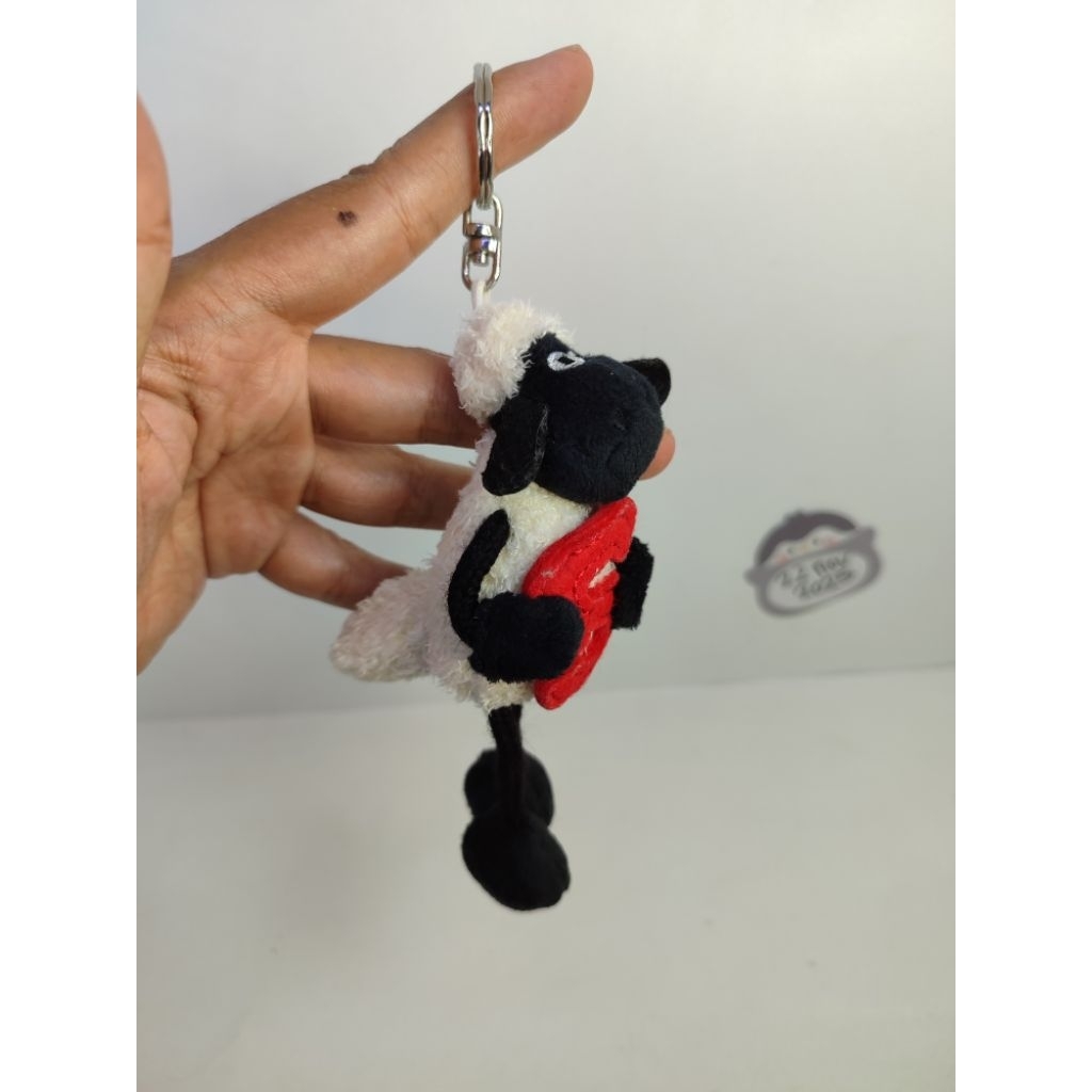 boneka shaun the sheep mini keychain original