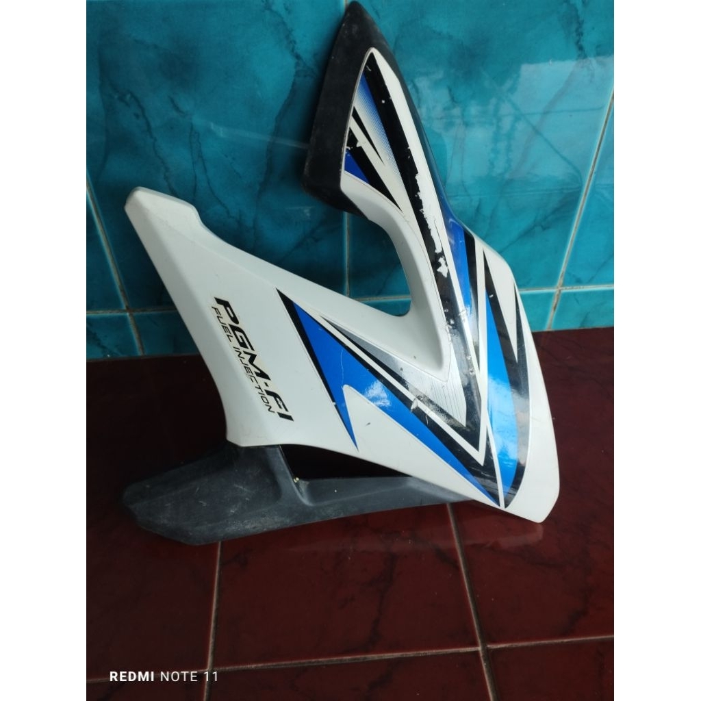 cover sayap samping sebelah kanan  Honda cb150 r old second originall