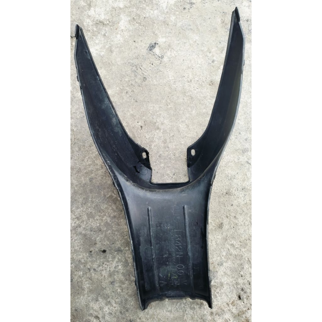 cover tutup tangki Yamaha flzr Vega lama ori second