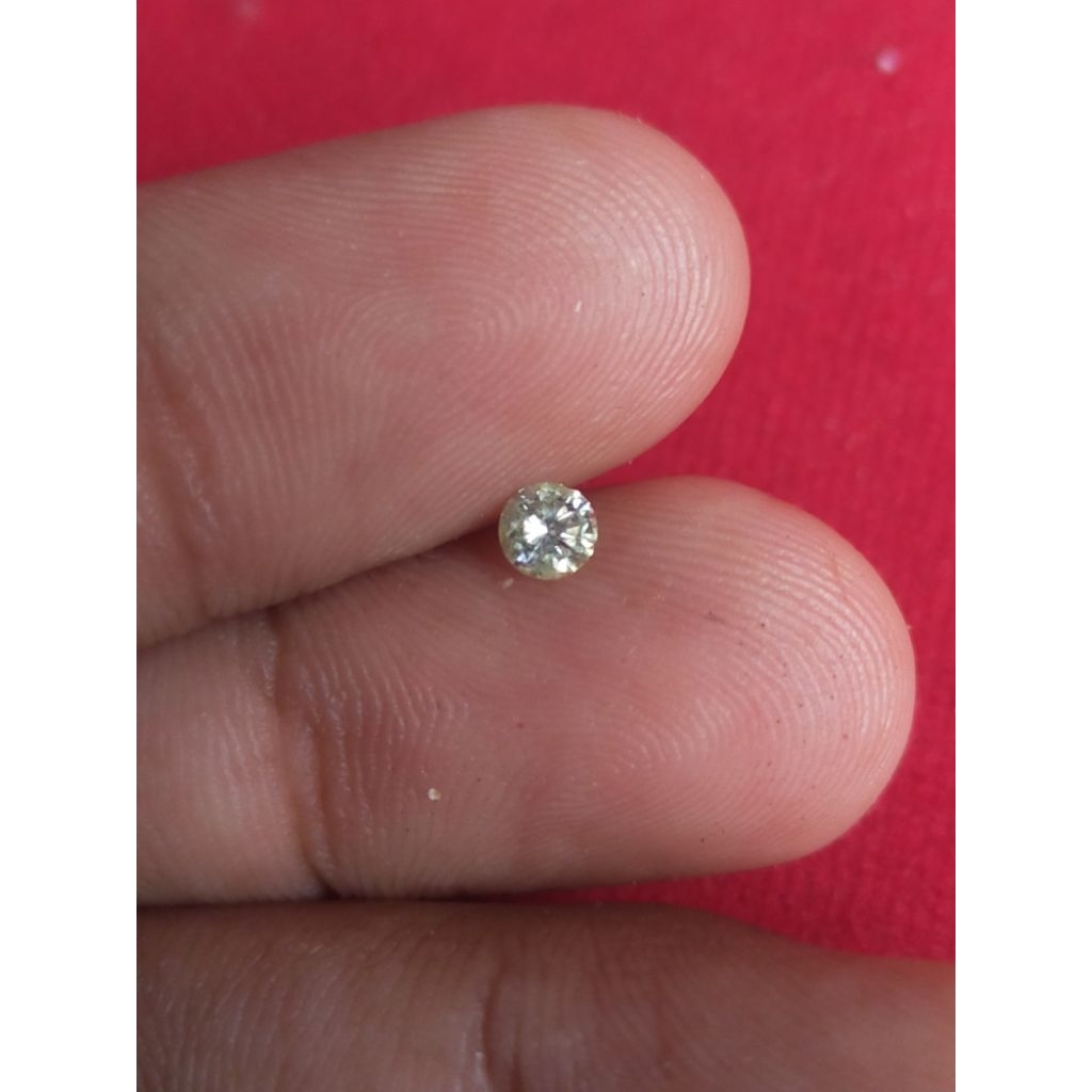 Asli Natural Berlian Banjar,Berlian Eropa Kuning Muda Kualitas Menengah Brat -+ 0,17 crt dan -+ 0,20