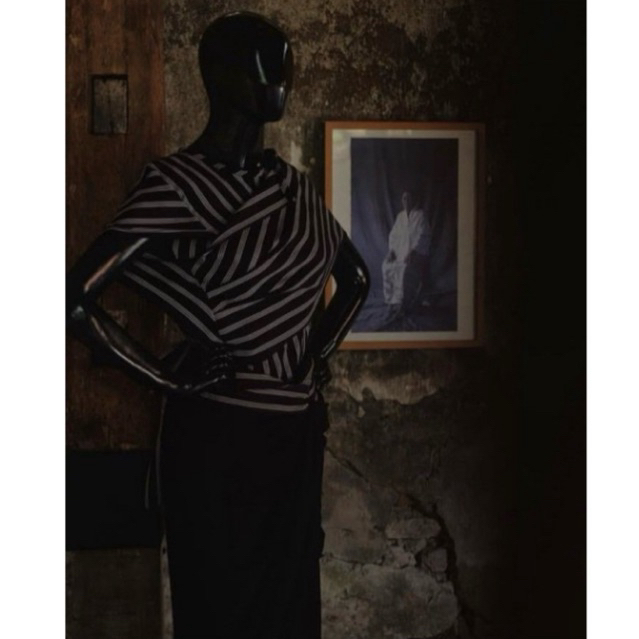 LULU LUTFI LABIBI - lurik signature top